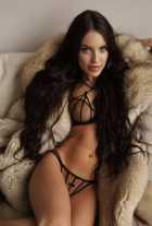 Карина  ВПЕРВЫЕ В НУРЕ, 19 лет