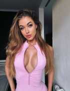 Кариша ◉Новенькая◉ — фото и отзывы о девушке