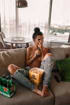 Есения, 8 900 563-18-01